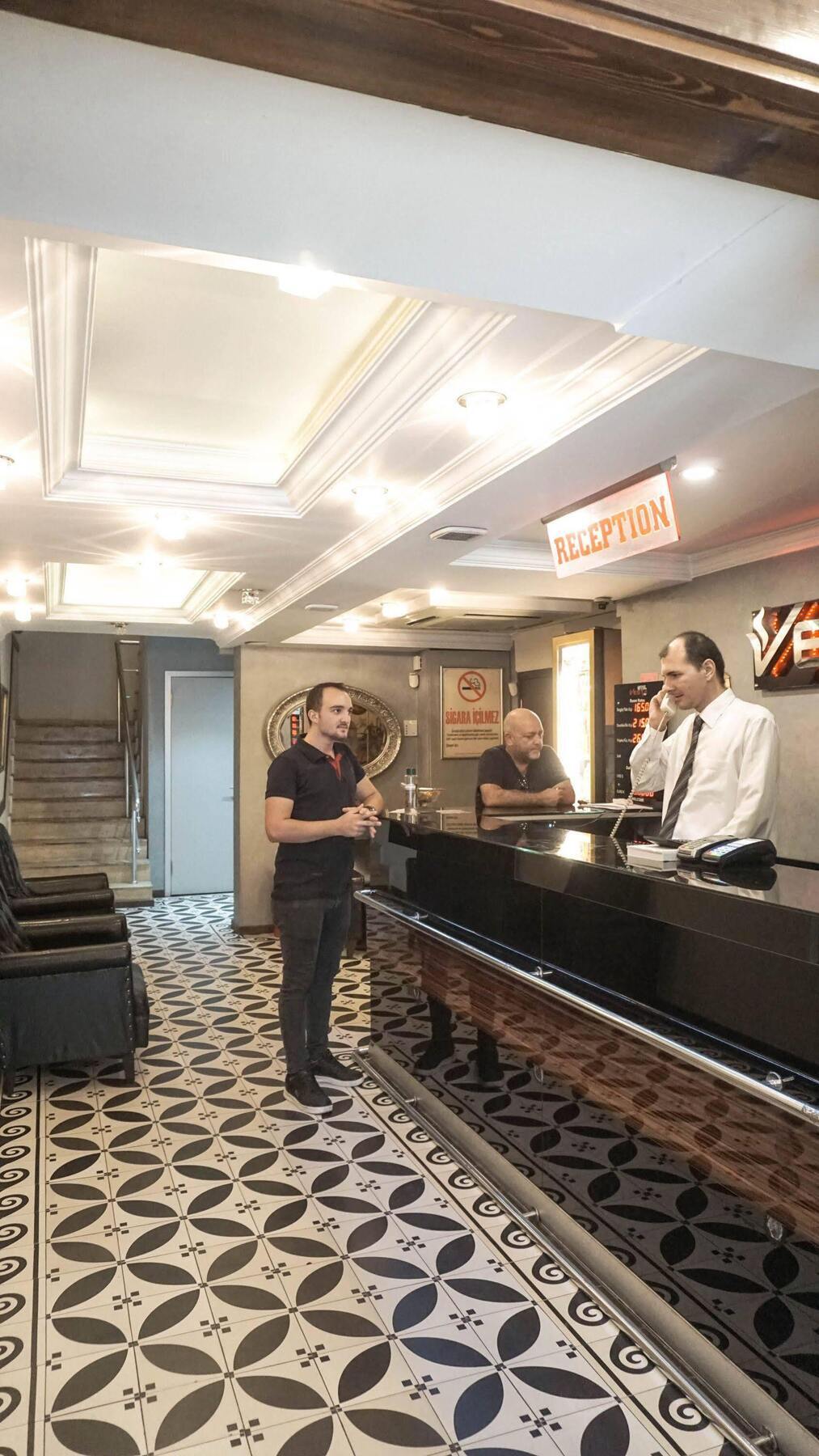 Vesta Hotel İzmir Extérieur photo